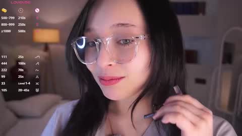 Snapshot of glennabardy chatting on 02/17/26, 06:47 Sandra online show from 02/17/26, 06:47