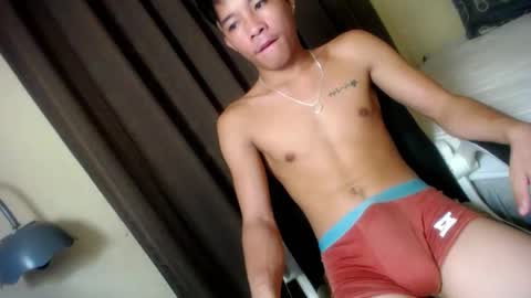 glenndou_daxs online show from 10/06/25, 06:33