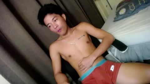 glenndou_daxs online show from 10/17/25, 12:08