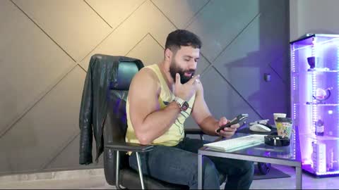 Matthew .. for short call me Matt online show from 12/02/24, 08:41