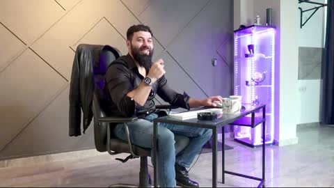 Matthew .. for short call me Matt online show from 12/15/24, 10:50