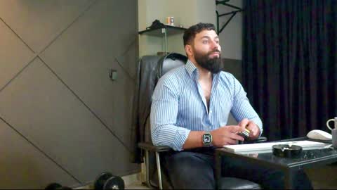 Matthew .. for short call me Matt online show from 12/28/24, 09:51