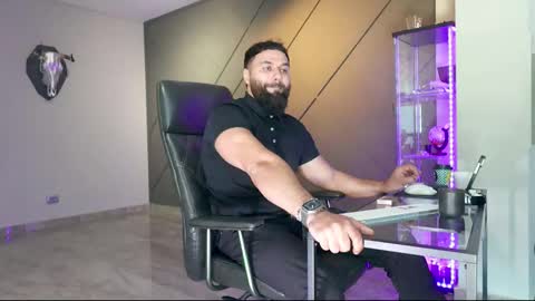 Matthew .. for short call me Matt online show from 03/08/25, 12:09