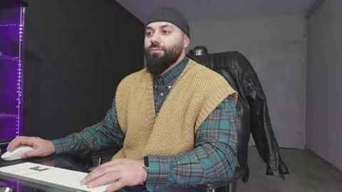 Snapshot of glennmasters chatting on 02/03/26, 02:53 Matthew .. for short call me Matt online show from 02/03/26, 02:53