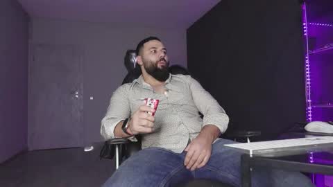 Snapshot of glennmasters chatting on 02/07/26, 02:48 Matthew .. for short call me Matt online show from 02/07/26, 02:48