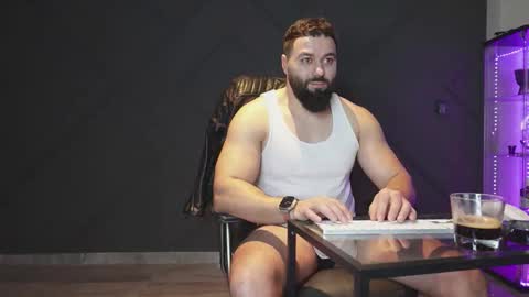 Snapshot of glennmasters chatting on 02/24/26, 09:13 Matthew .. for short call me Matt online show from 02/24/26, 09:13