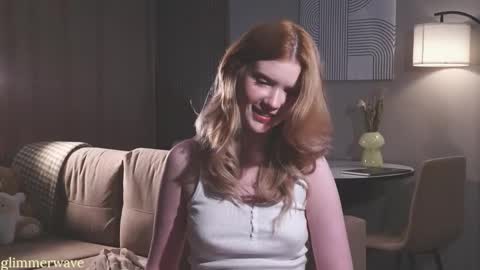 Snapshot of glimmerwave chatting on 12/13/25, 08:36 Gracia online show from 12/13/25, 08:36