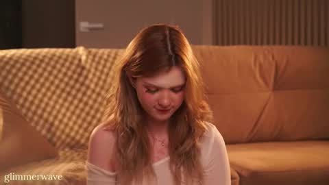 Snapshot of glimmerwave chatting on 02/19/26, 06:59 Gracia online show from 02/19/26, 06:59