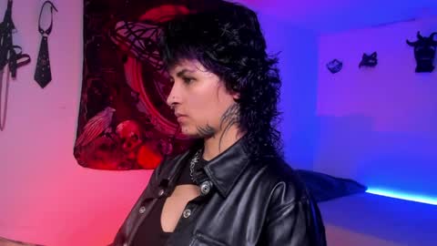 Snapshot of glitch_doll chatting on 03/17/26, 10:57 NYX online show from 03/17/26, 10:57