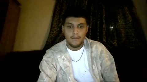 Snapshot of glly555 chatting on 05/20/26, 10:54 glly555 online show from 05/20/26, 10:54
