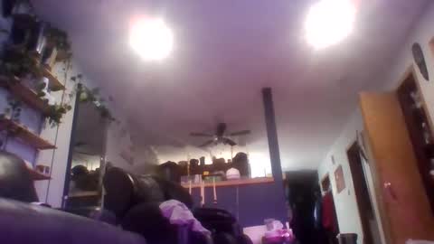 Snapshot of globalmovement chatting on 12/09/24, 02:24 globalmovement online show from 12/09/24, 02:24