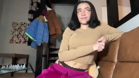 Snapshot of globberton chatting on 02/23/25, 08:11 Baby Bimbo online show from 02/23/25, 08:11