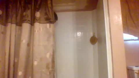 Snapshot of glong460763 chatting on 02/01/25, 05:47 glong460763 online show from 02/01/25, 05:47