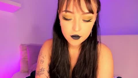 Snapshot of gloomydoll chatting on 01/10/25, 06:38 Mimi online show from 01/10/25, 06:38