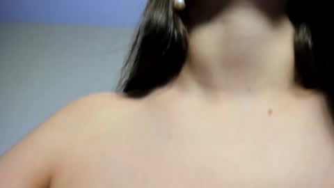 Snapshot of gloria_flur chatting on 10/15/25, 07:58 Gloria online show from 10/15/25, 07:58