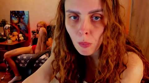 Gloria Wood online show from 12/05/24, 10:45