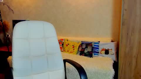 Gloria Wood online show from 12/04/25, 04:48