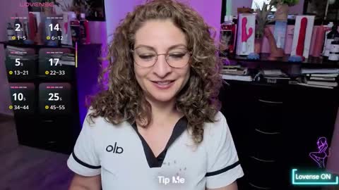 gloriacrespo online show from 10/02/25, 07:43