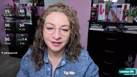 gloriacrespo online show from 10/03/25, 11:13