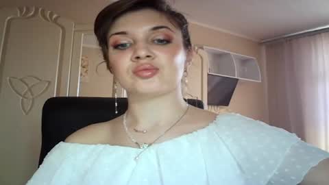 gloriashine online show from 03/12/25, 10:16