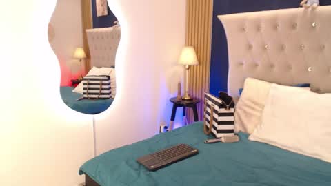 Glory online show from 02/16/26, 12:45