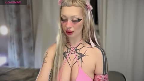 Snapshot of gloryaaaa chatting on 03/22/26, 08:45 I want to make you happy and lovense online show from 03/22/26, 08:45