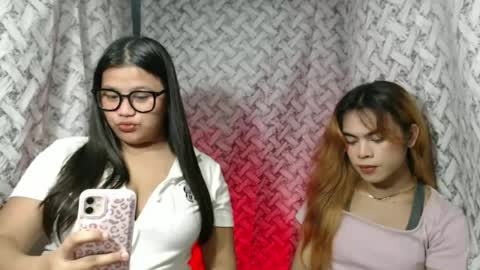 Snapshot of glossyrina chatting on 06/17/26, 01:01 Rina3 online show from 06/17/26, 01:01