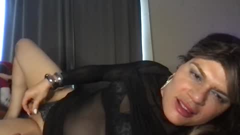 Glow Goddess online show from 11/05/25, 04:51