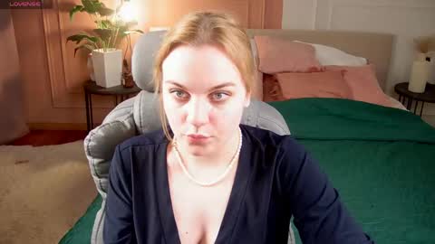 Snapshot of glow_margo chatting on 04/20/26, 01:08 Margo online show from 04/20/26, 01:08