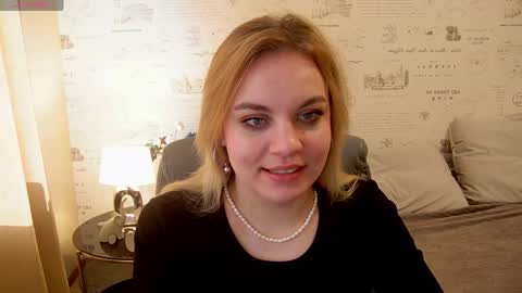 Snapshot of glow_margo chatting on 06/02/26, 12:56 Margo online show from 06/02/26, 12:56