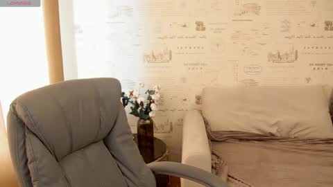 Snapshot of glow_margo chatting on 06/08/26, 01:28 Margo online show from 06/08/26, 01:28