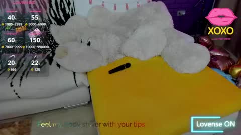 Mia online show from 05/26/26, 04:36