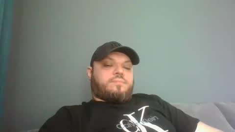 Snapshot of glusgan chatting on 02/24/25, 11:10 Your boy online show from 02/24/25, 11:10