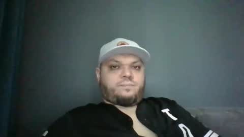 Snapshot of glusgan chatting on 02/27/25, 07:23 Your boy online show from 02/27/25, 07:23