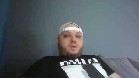 Snapshot of glusgan chatting on 03/03/25, 11:00 Your boy online show from 03/03/25, 11:00