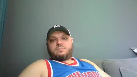 Snapshot of glusgan chatting on 03/06/25, 10:20 Your boy online show from 03/06/25, 10:20