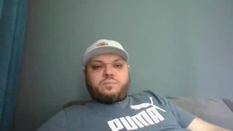 Snapshot of glusgan chatting on 03/12/25, 08:30 Your boy online show from 03/12/25, 08:30