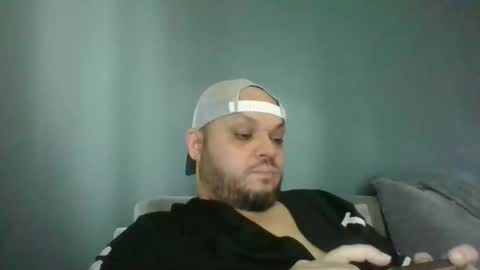 Snapshot of glusgan chatting on 10/09/25, 10:02 Your boy online show from 10/09/25, 10:02