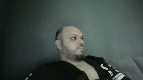 Snapshot of glusgan chatting on 11/13/25, 08:46 Your boy online show from 11/13/25, 08:46