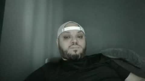 Snapshot of glusgan chatting on 12/16/25, 09:14 Your boy online show from 12/16/25, 09:14