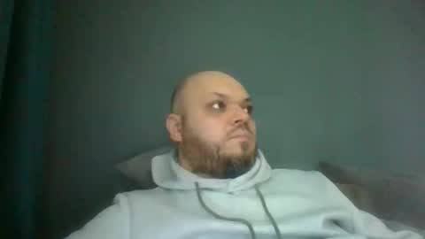 Snapshot of glusgan chatting on 02/10/26, 12:42 Your boy online show from 02/10/26, 12:42