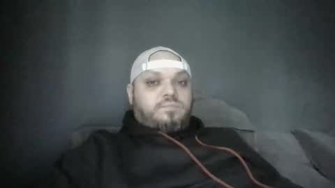 Snapshot of glusgan chatting on 03/31/26, 07:31 Your boy online show from 03/31/26, 07:31