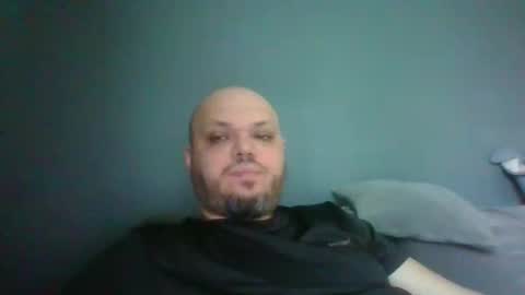 Snapshot of glusgan chatting on 04/13/26, 05:24 Your boy online show from 04/13/26, 05:24