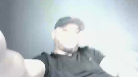 Snapshot of glusgan chatting on 04/14/26, 08:42 Your boy online show from 04/14/26, 08:42