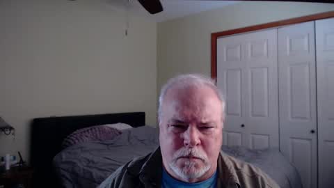 Snapshot of gmctruckguy chatting on 02/25/26, 07:01 gmctruckguy online show from 02/25/26, 07:01