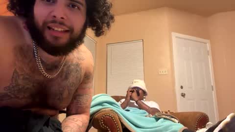 gmenocal21 online show from 02/09/25, 05:40