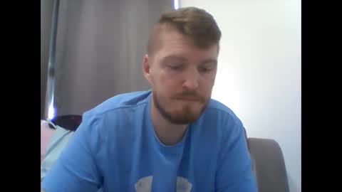 Snapshot of gmonay1331 chatting on 09/08/25, 05:45 gmonay1331 online show from 09/08/25, 05:45