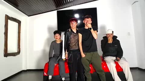 THOMAS AND DAMIAND online show from 09/12/25, 06:08