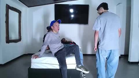 THOMAS AND DAMIAND online show from 10/19/25, 06:41