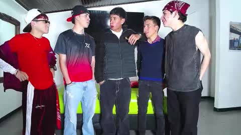 THOMAS AND DAMIAND online show from 10/25/25, 06:13